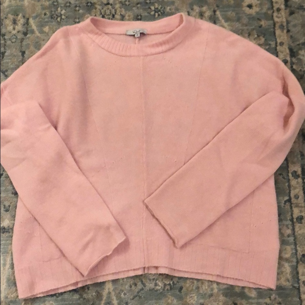 Light pink RAILS sweater, size xs, never worn